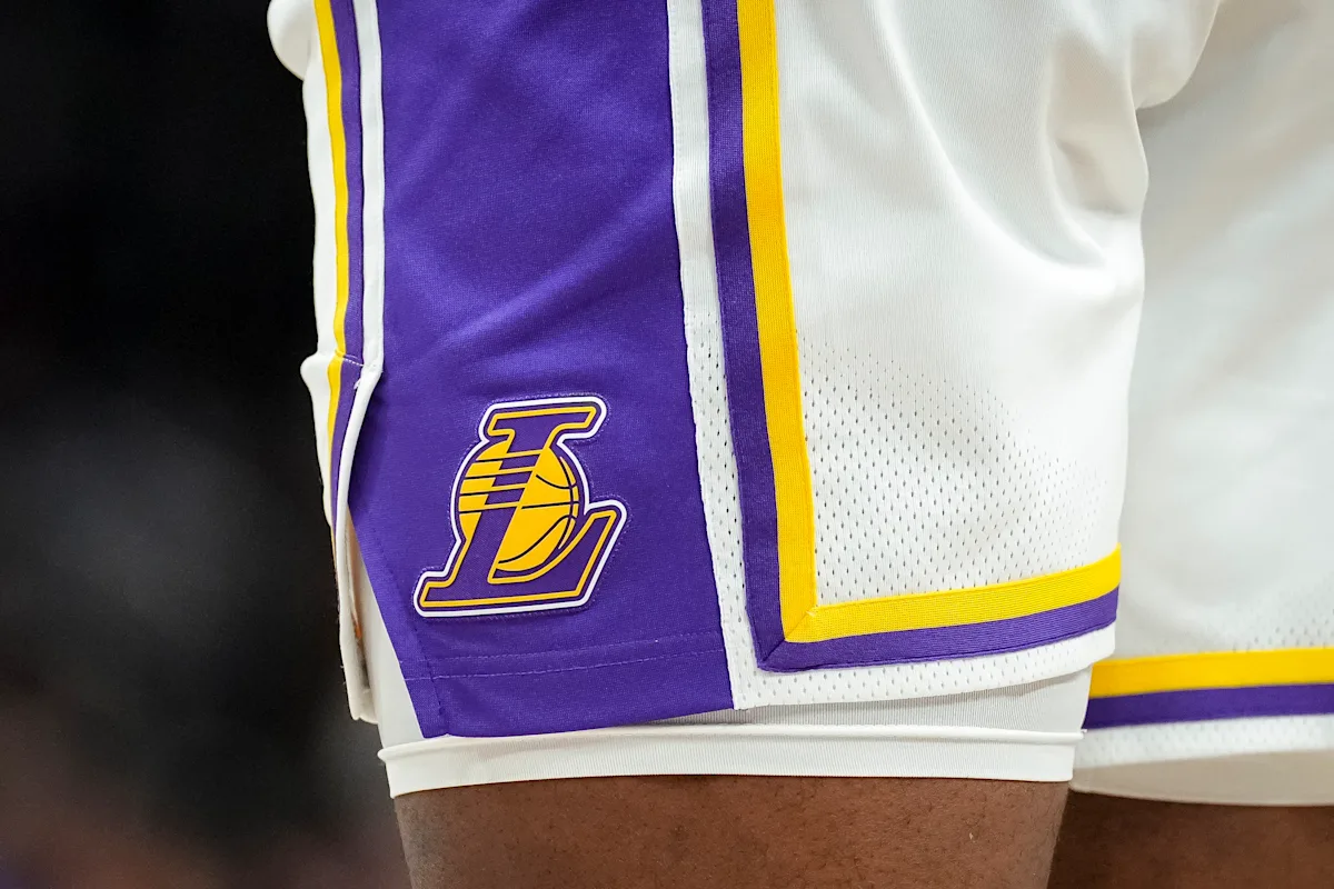 Buss family reportedly to sell majority ownership of the Los Angeles Lakers to Mark Walter in record $10 billion deal