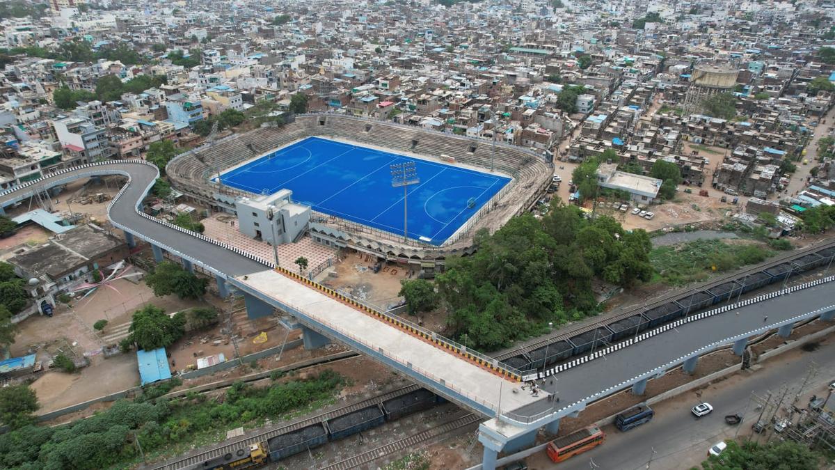 Seven PWD officials suspended, enquiry against one retired official over Bhopal’s near 90-degree turn bridge