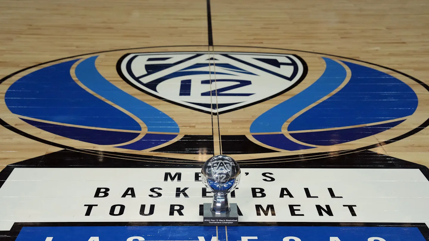 Pac-12 signs new media rights deal