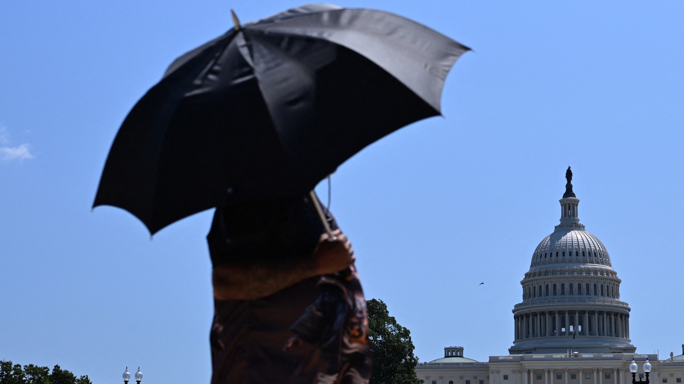 Welcome to summer: U.S. braces for first significant heat wave of the new season