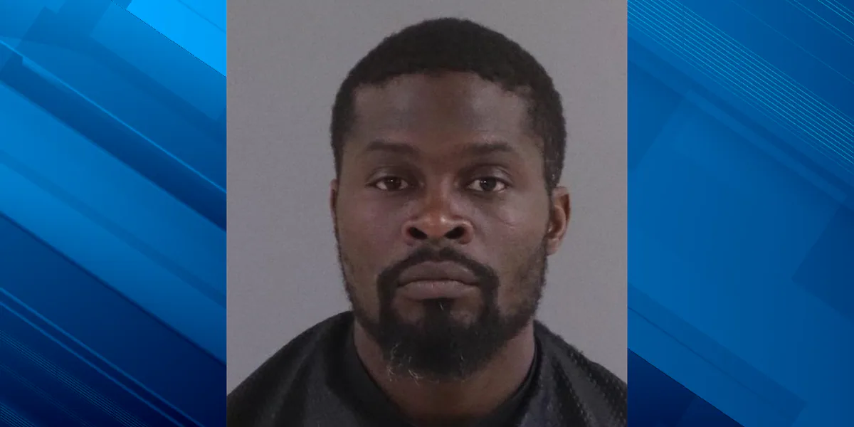 Police: Man wanted after kicking in door of Sumter business, stealing item