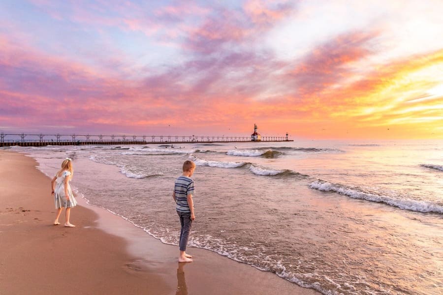 Michigan Travel Surges: 2.6 Million travelers Expected to Hit the Road, Skies, and Rails for July 4th Holiday - Travel And Tour World