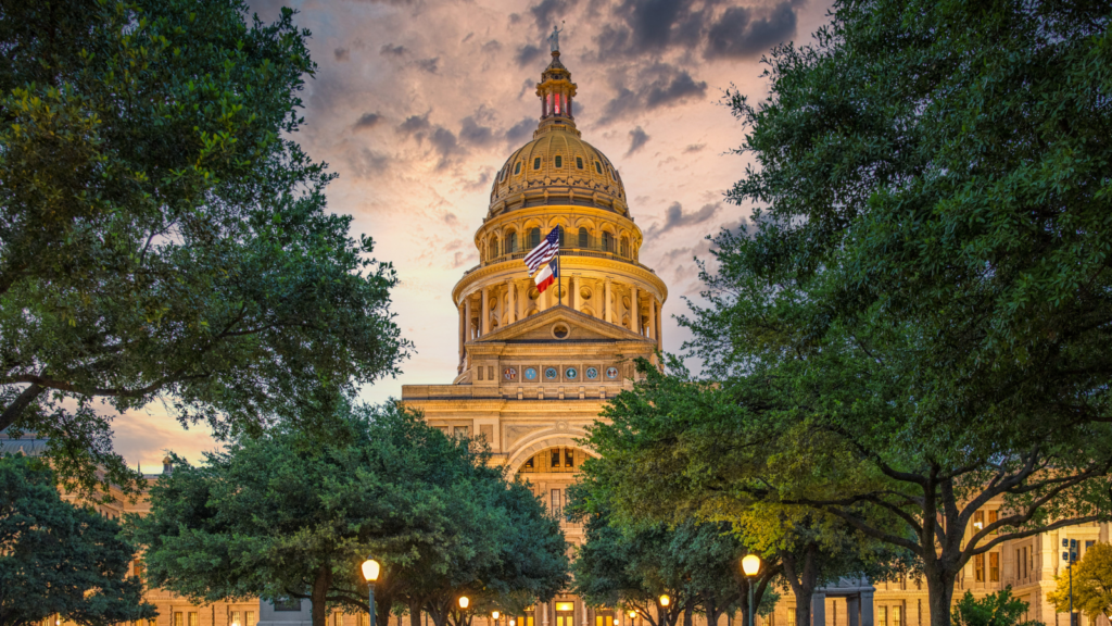 Anti-renewable and anti-transit bills die in Texas Legislature