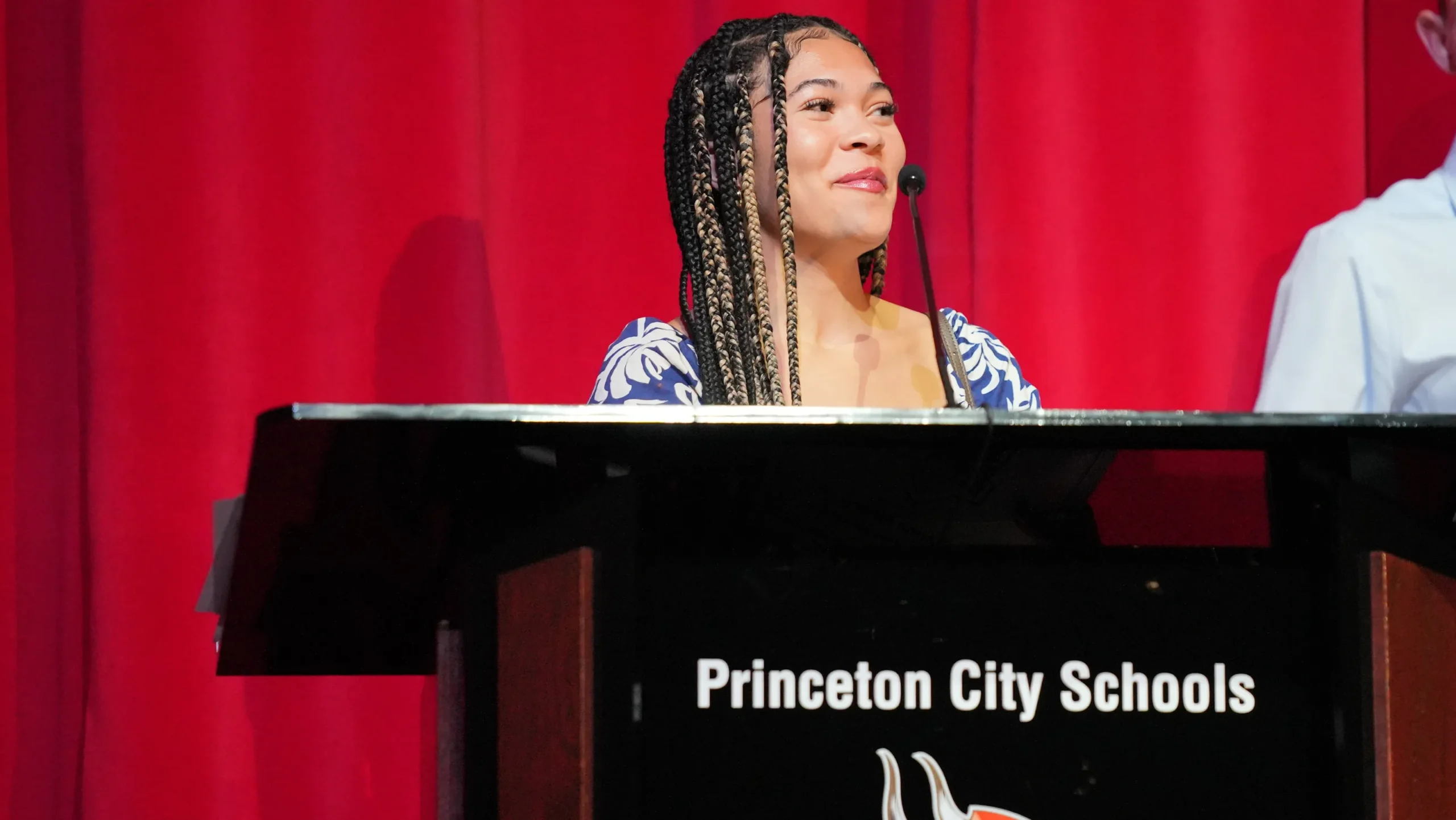 Hundreds honored, nearly 80 win at Enquirer 2025 High School Sports Awards