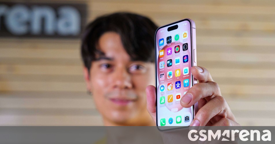 Spigen confirms the iPhone 17 will have a 6.3-inch display