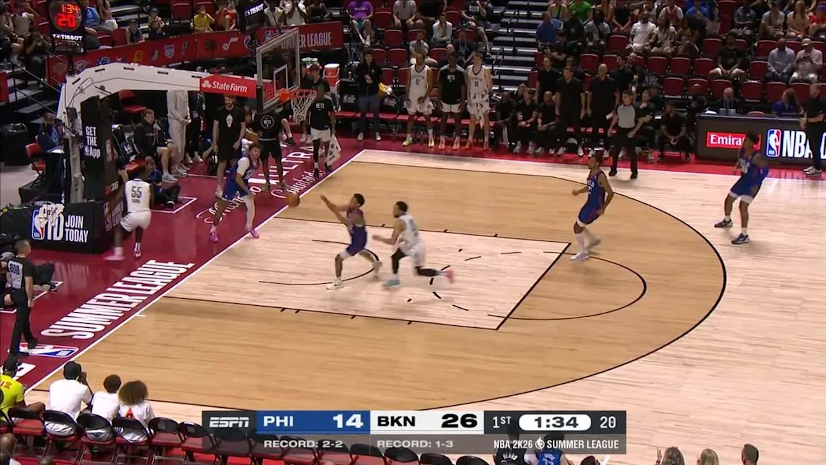 Jalen Slawson rises to block the shot