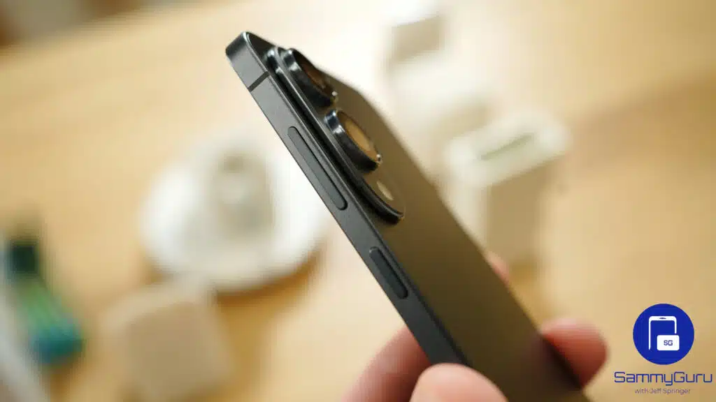 iPhone 17 Air Battery Leak Gives the Galaxy S25 Edge… Well, the Edge