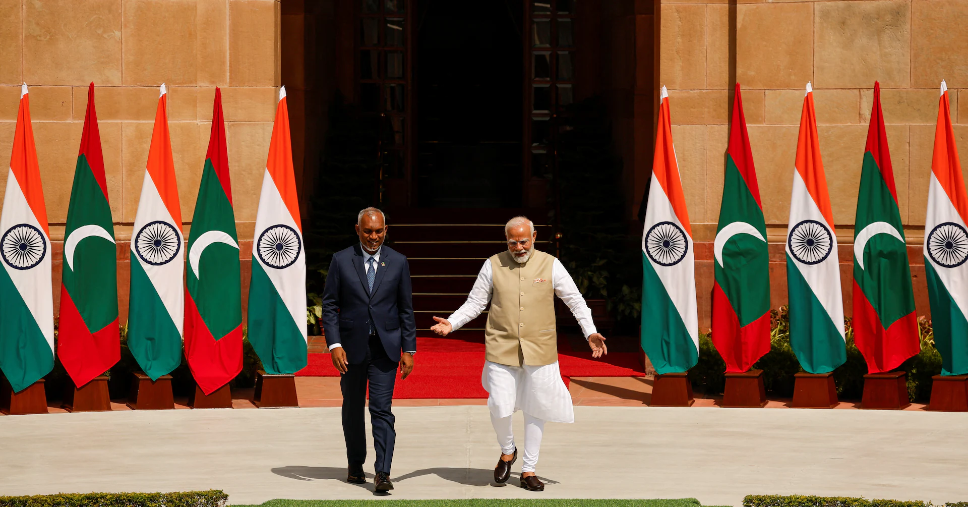 Modi announces $565-million credit line for debt-plagued Maldives