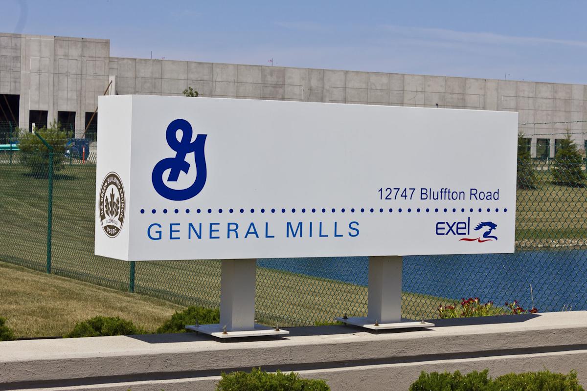 Jim Cramer Highlights General Mills as a 5% Yield Play in a Volatile Environment