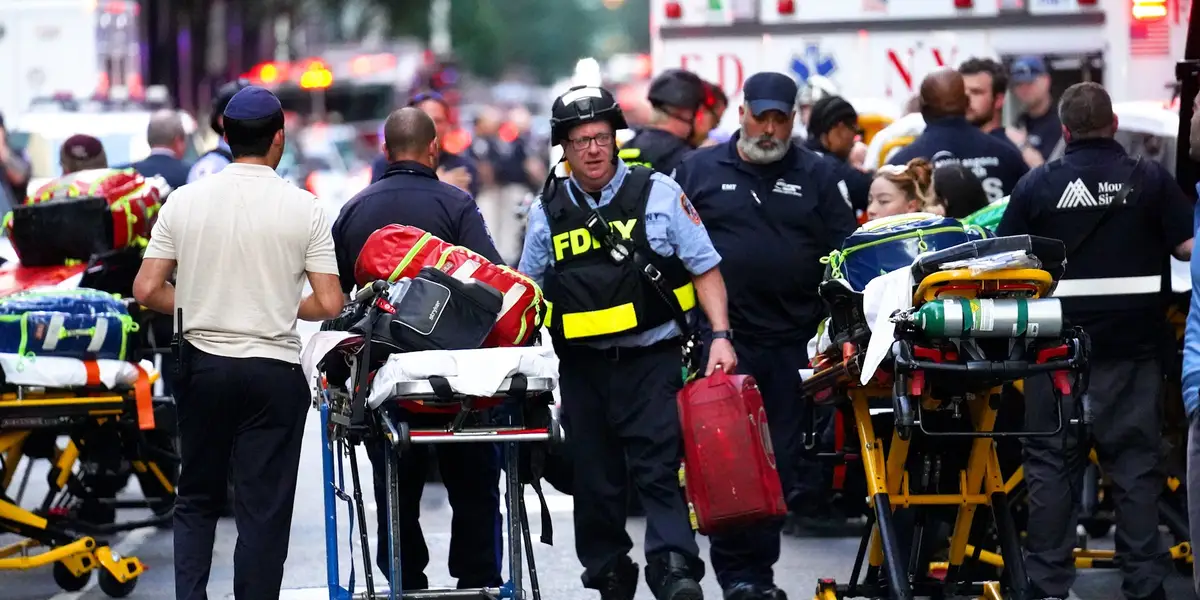 Park Avenue shooting leaves 4 dead, including NYPD officer and Blackstone executive