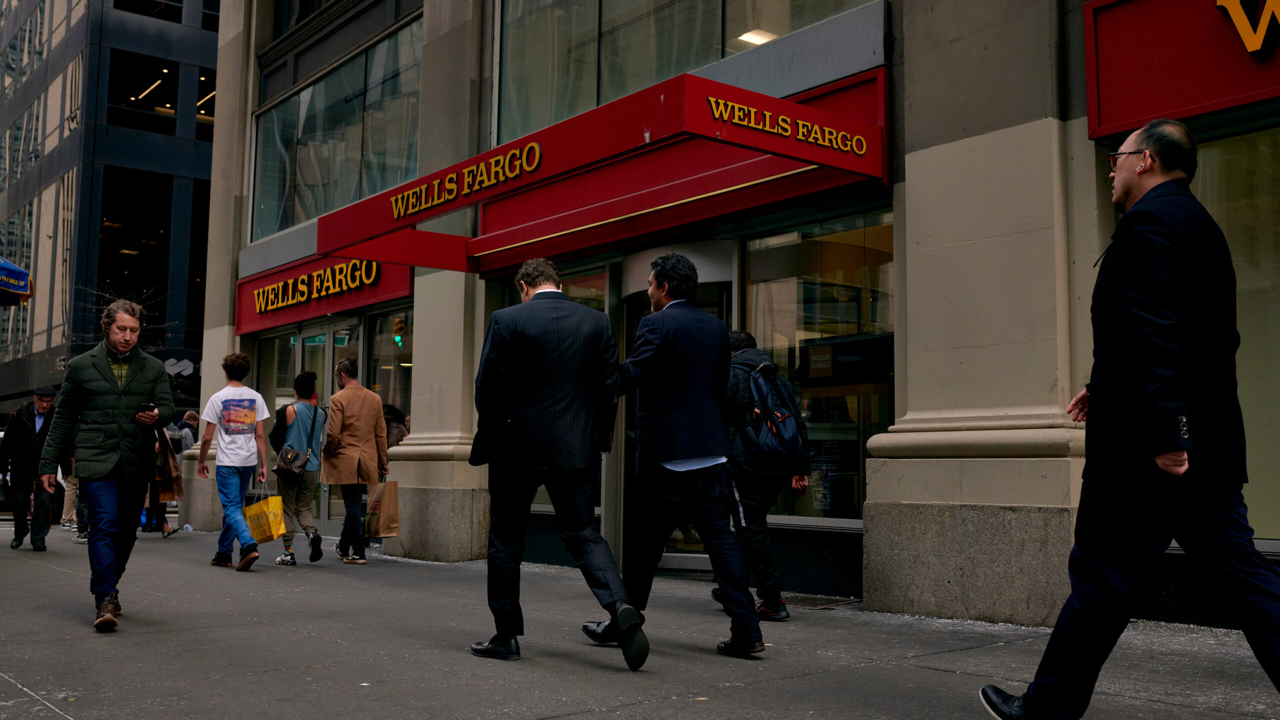 China Exit Ban on Wells Fargo Executive Stokes Foreign Business Anxiety