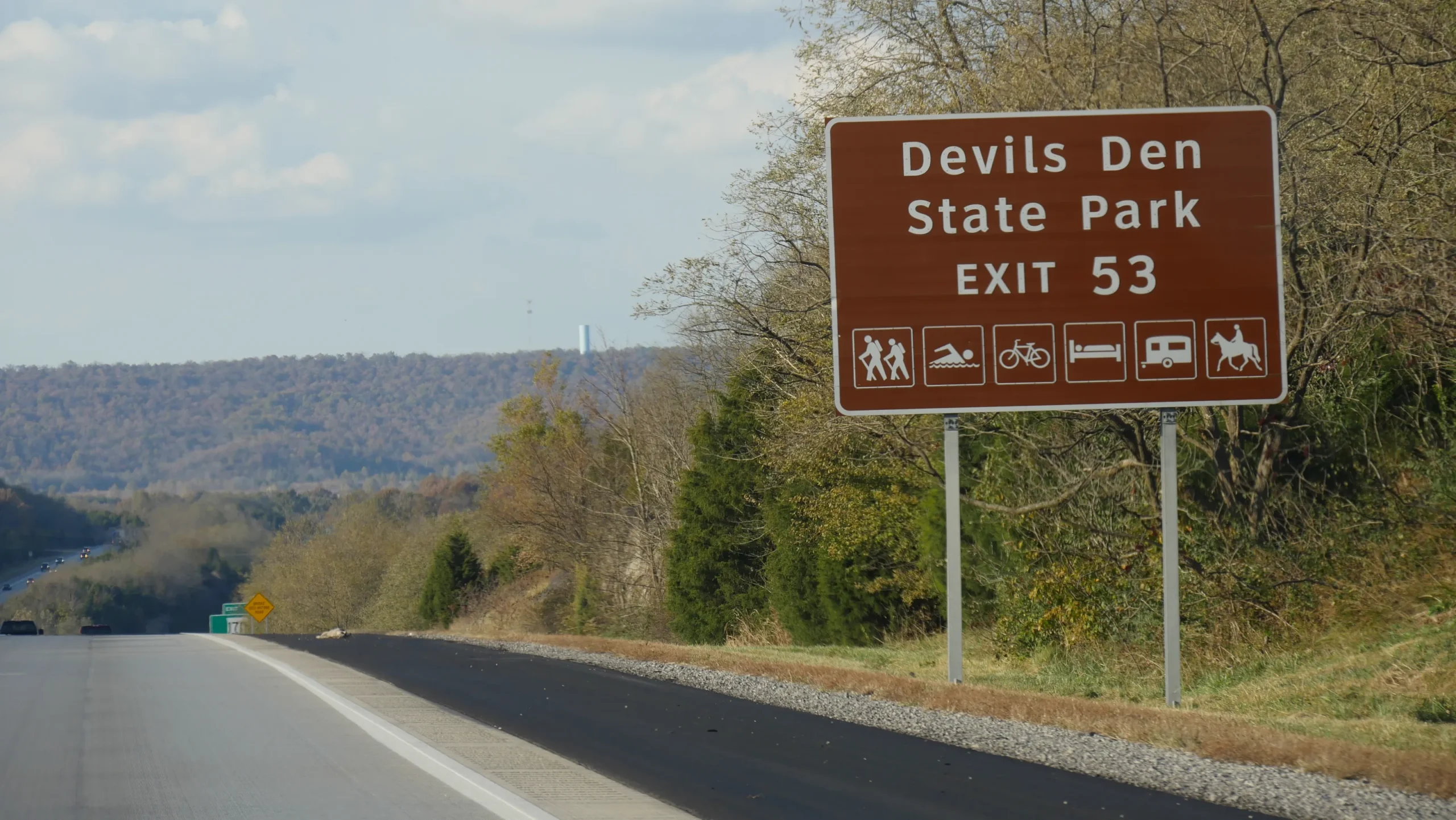 Couple murdered while hiking in Arkansas ID'd; police update suspect description