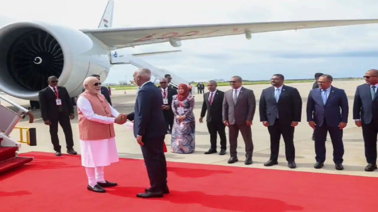 'Deeply touched': PM Modi after Maldivian President Muizzu welcomes him at airport