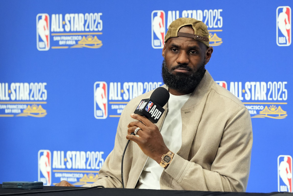 LeBron James Announces He's Taking Up A New Sport