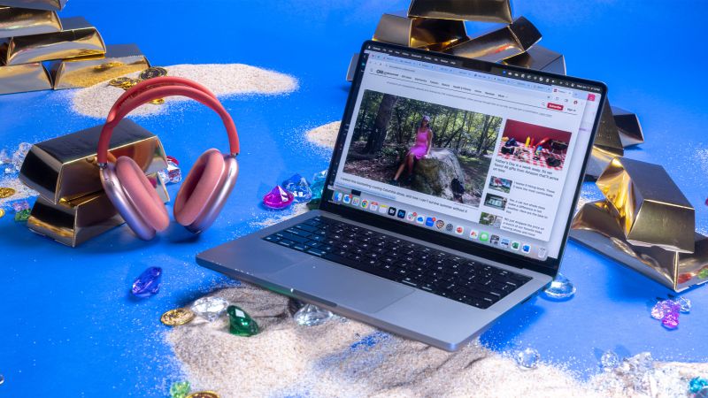 I found the 21 best Amazon Prime Day Apple deals of 2025