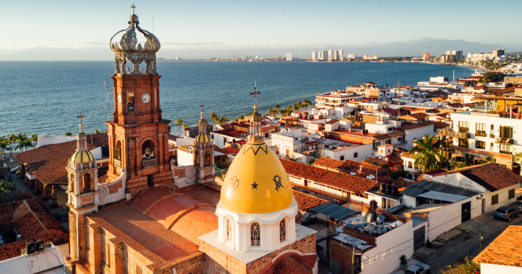 8 countries where you can live like royalty for $2,000 a month