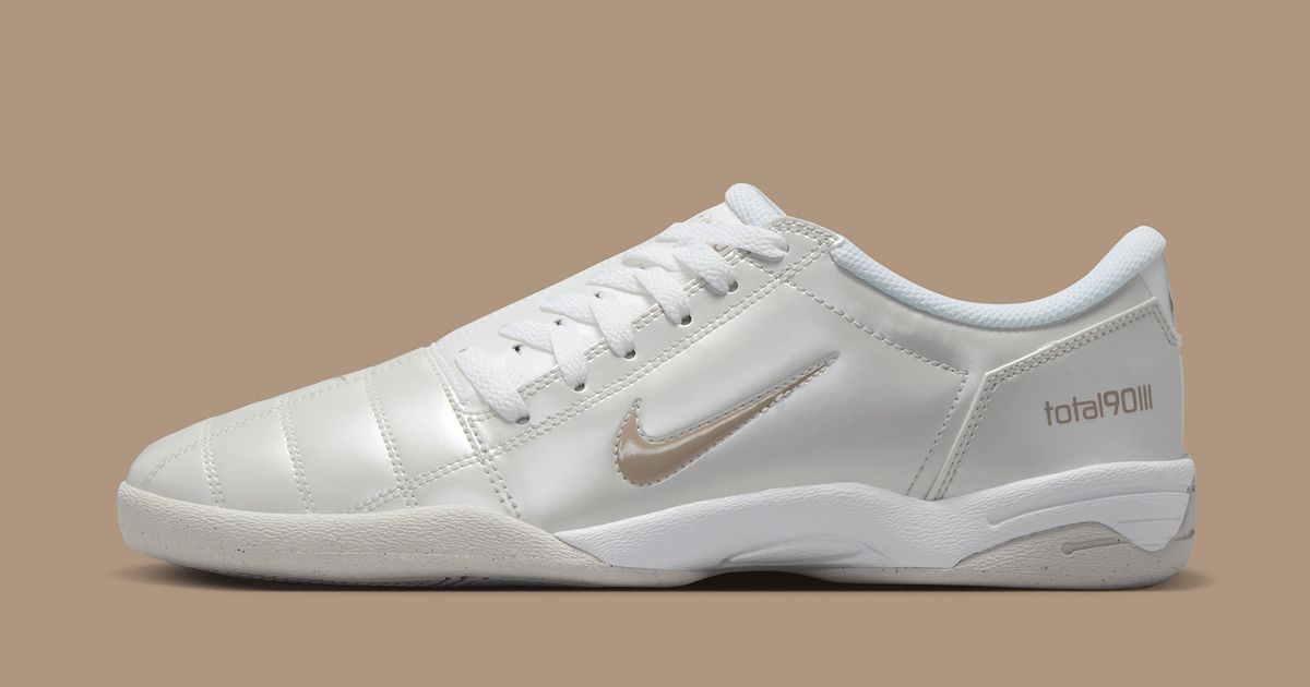 Nike Total 90 III “Photon Dust” Revs Up Nike Football’s Lifestyle Run