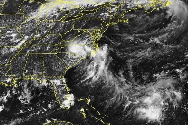 Tropical Storm Chantal drenches Carolinas, closes I-95