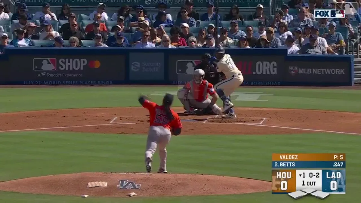 Mookie Betts' solo homer (11)