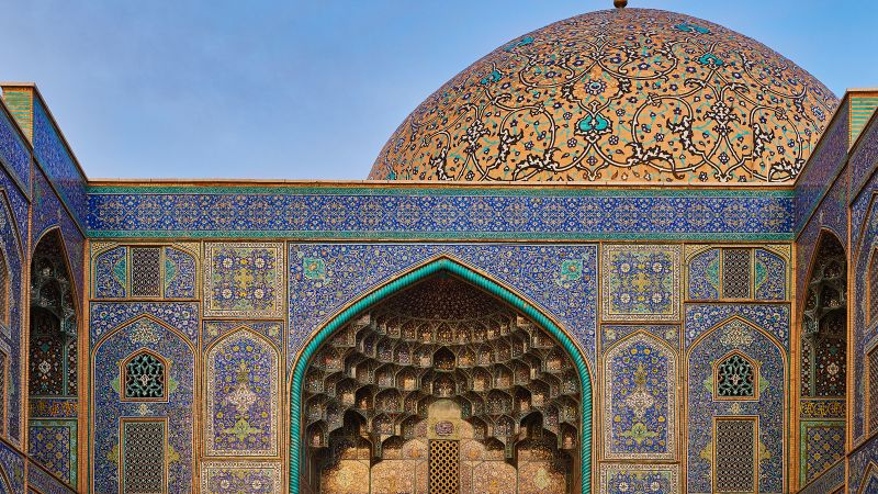 ‘I will never regret coming’: Amid Israel’s devastating strikes on Iran, a woman traveling solo had
