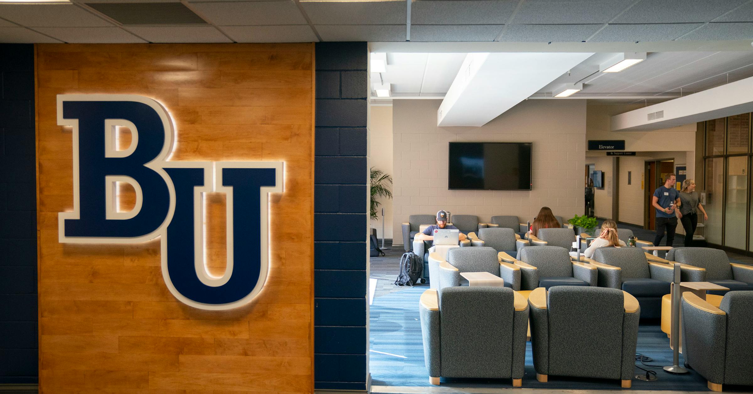 Bethel University creates new business school amid reorganization
