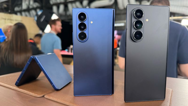 Samsung’s bet on the future of smartphones is something Apple doesn’t have an answer to yet
