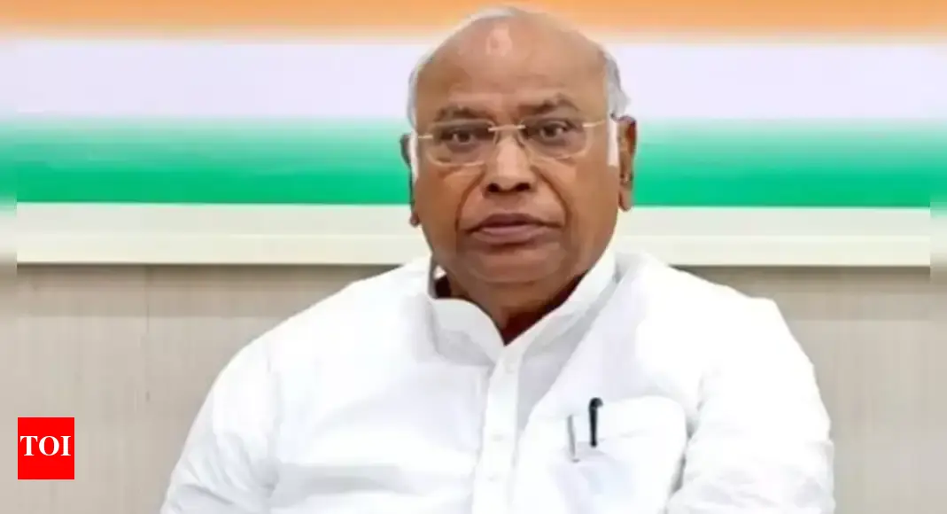'Leadership crisis, incompetence’: Mallikarjun Kharge takes jibe at BJP
