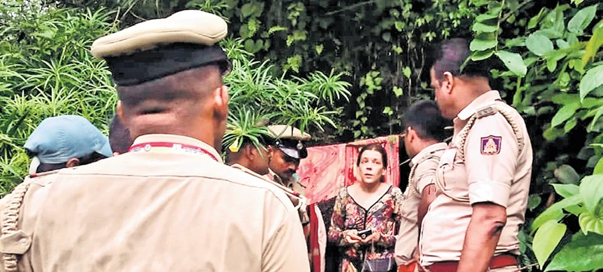 Russian woman found living with two kids in Gokarna cave