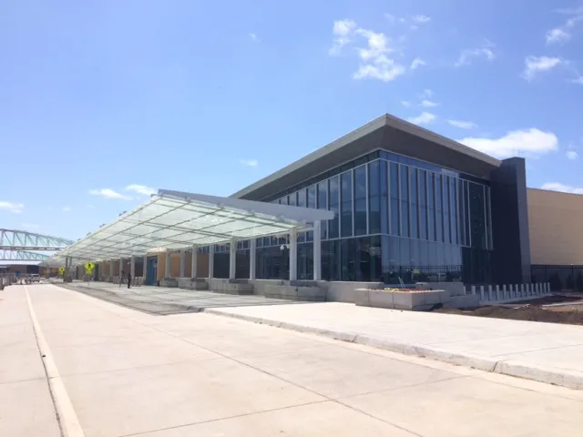 Wichita airport adds more Phoenix flights as travel hits new high