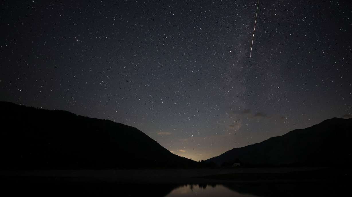 Here's how to see this week's double meteor shower
