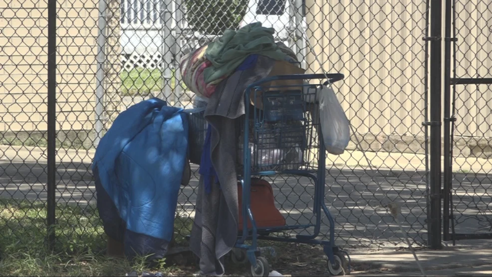 Beaumont business owner struggles with homeless loitering, seeks city intervention