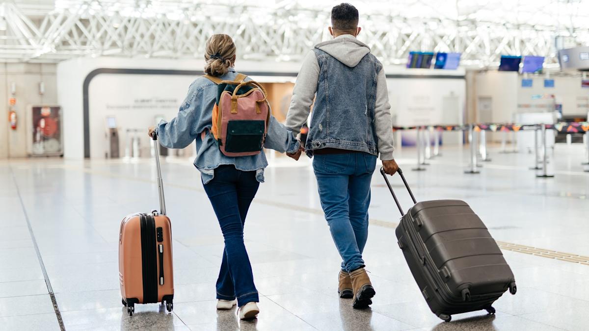 17 Hacks To Travel More Without Going Broke