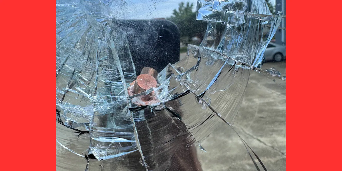 Stray bullet hits business in Downtown Mobile, police investigating