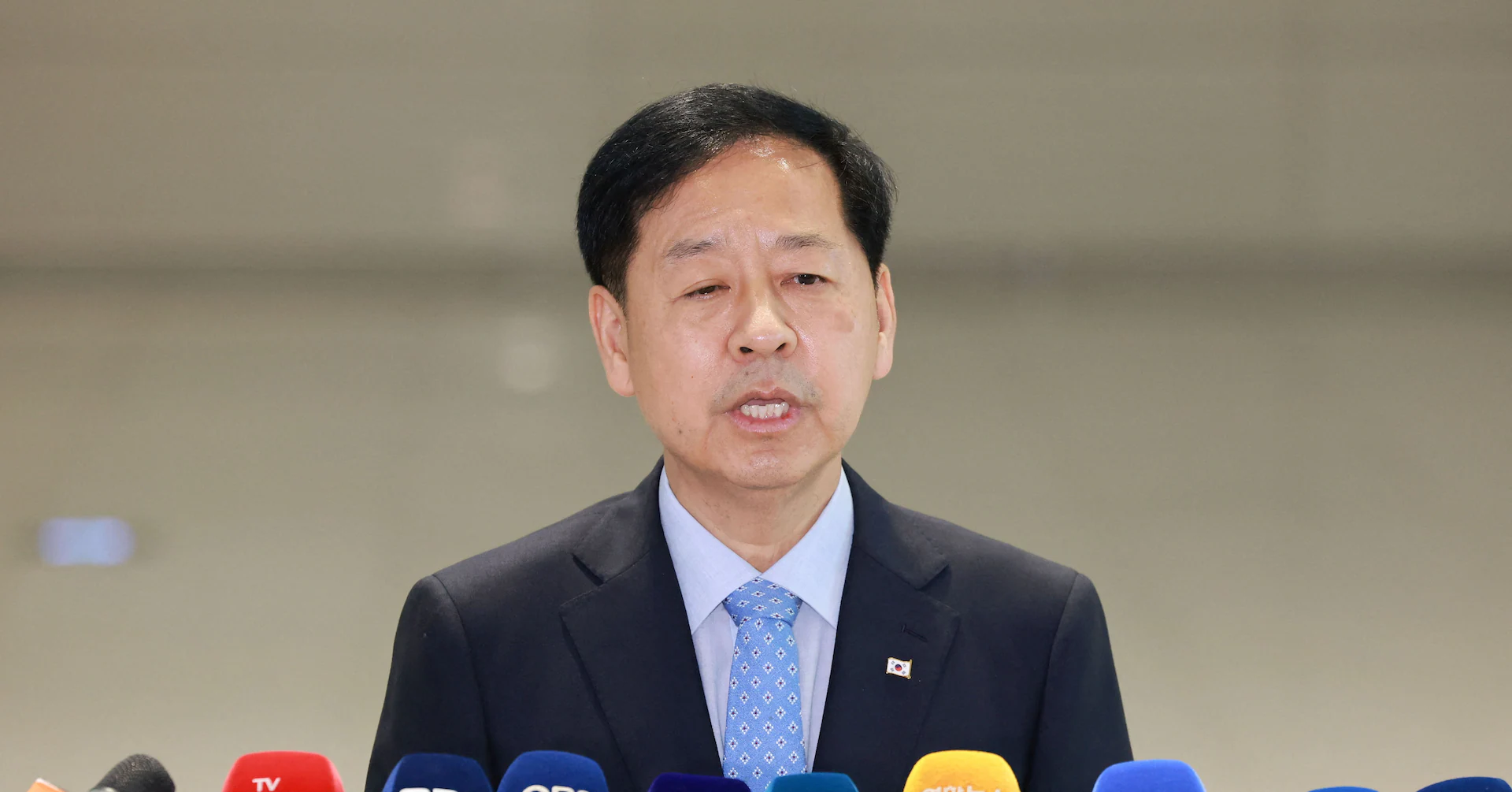 South Korea officials, business leaders join last-ditch push for US trade deal