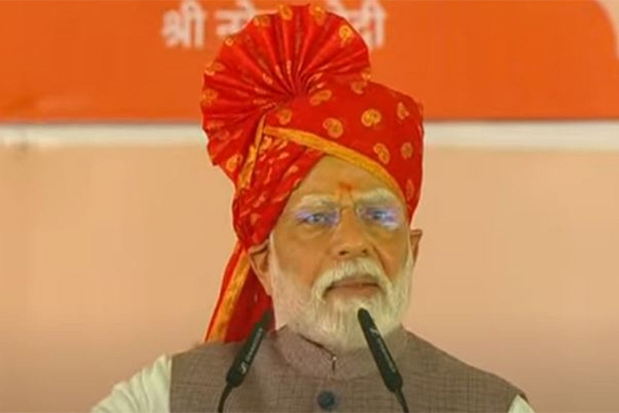 In Trinidad, Prime Minister Modi Honors Diaspora Legacy, Calls PM Persad-Bissessar ‘Bihar Ki Beti’