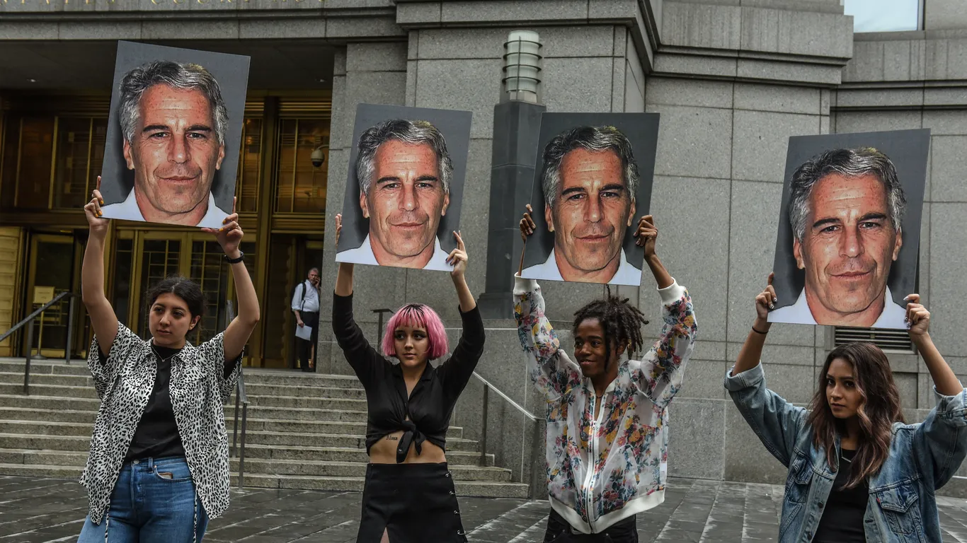 These are the names that were reportedly in Epstein's birthday book