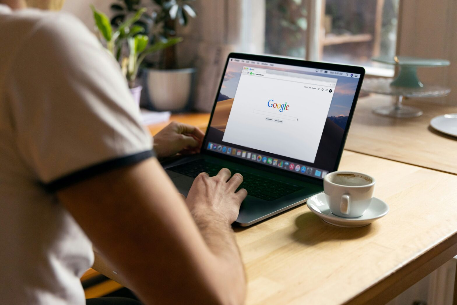 Former Heads Of Google Travel And TripAdvisor Form AI Startup To Challenge Online Travel Agencies