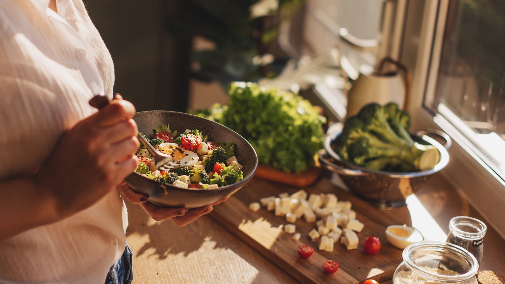 Italian longevity expert's 4 daily habits for a long, healthy life: 'I'd like to make it to 120'