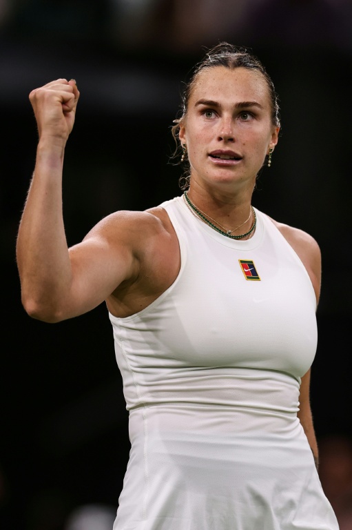 Alcaraz seeks top gear at Wimbledon as Sabalenka stays calm