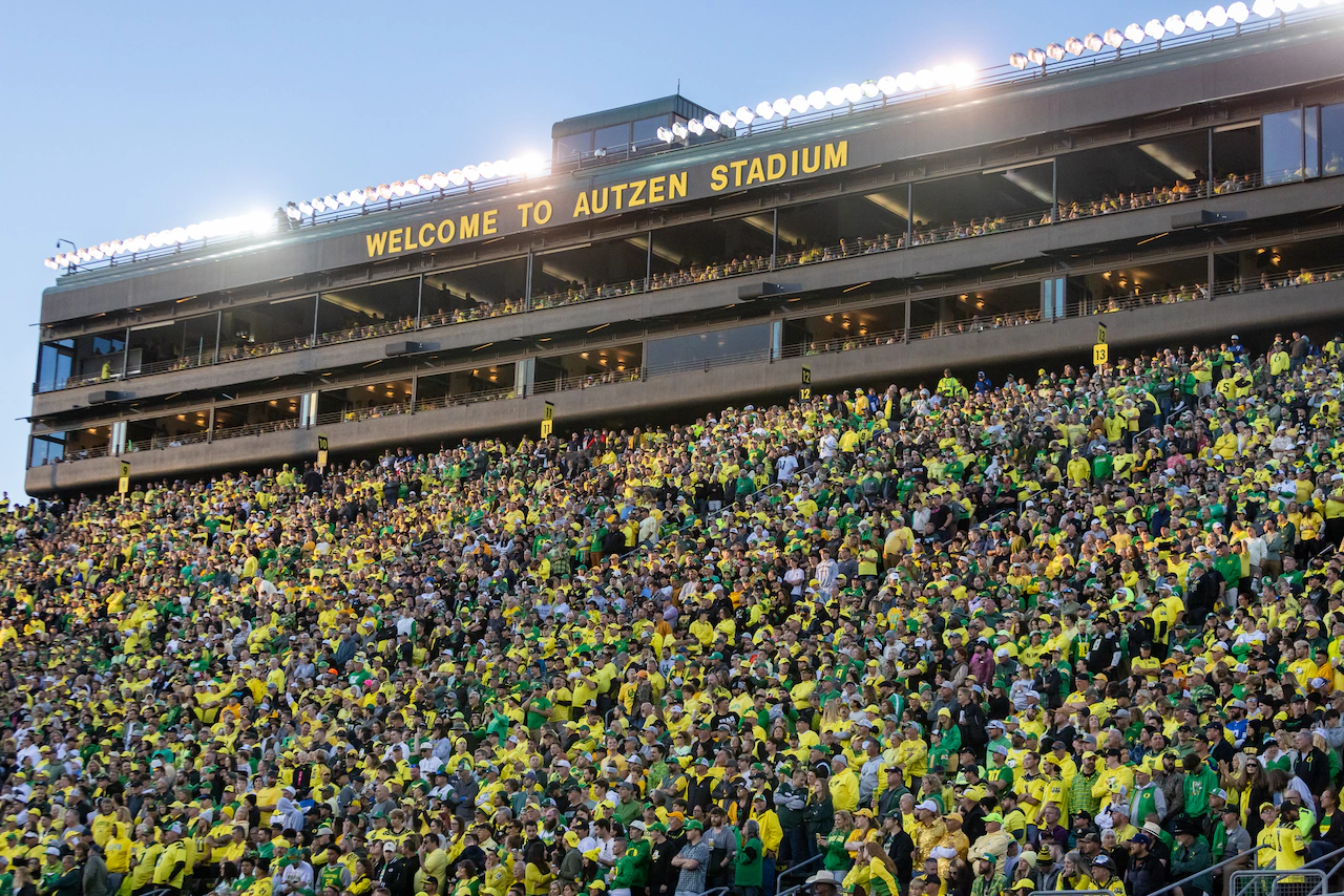 P.J. Fleck shares Minnesota’s travel plans for first ever game at Oregon