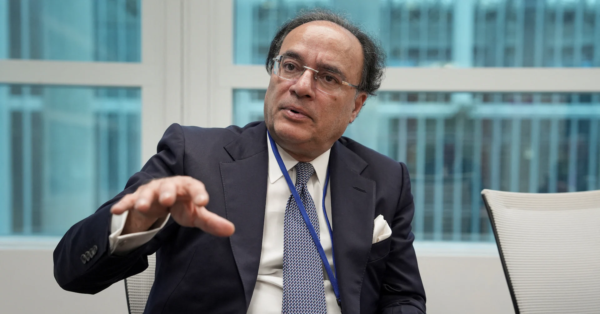 Pakistan's finance minister heads to US to finalise trade deal