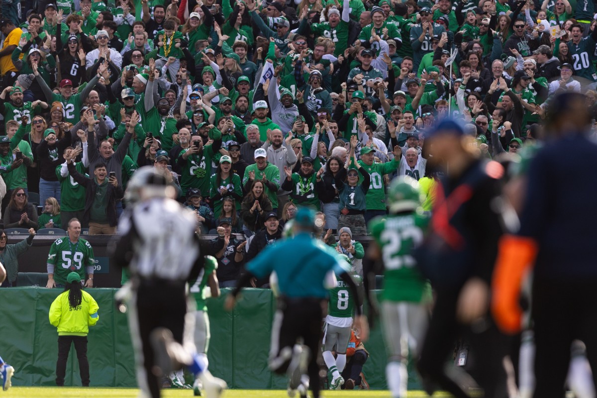 New 'Superman' Is A Philadelphia Native Done With Eagles Jinxes