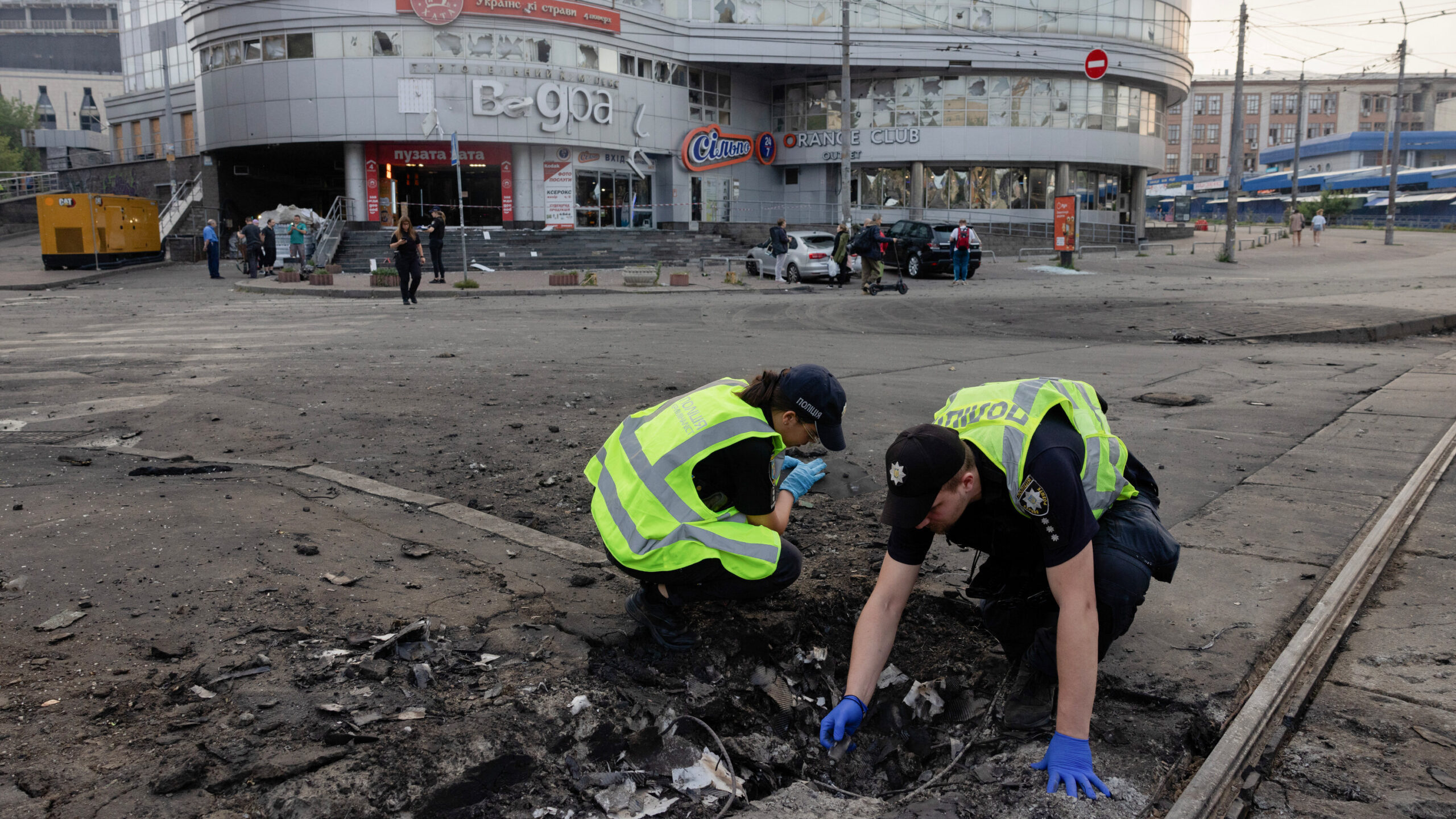 Russia Bombards Ukraine as U.S. Frustration Mounts