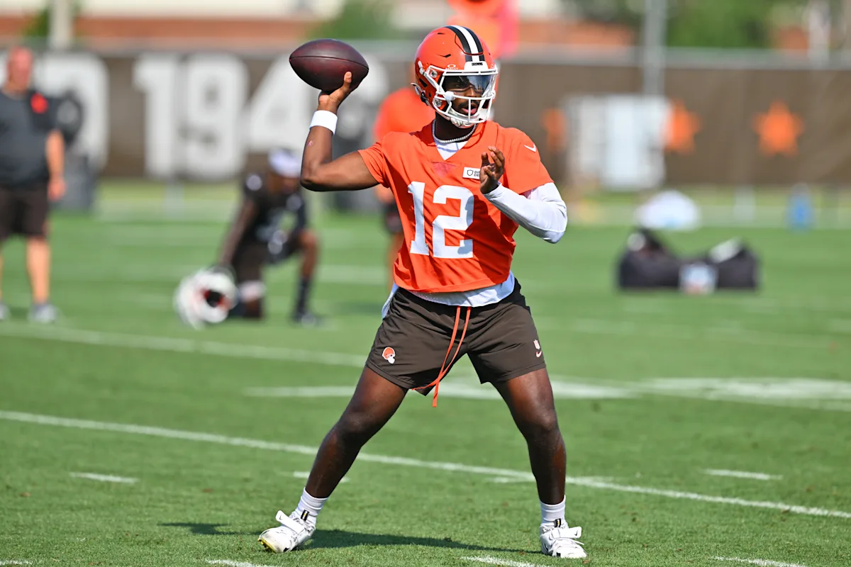 Shedeur Sanders impresses during Day 4 of Browns' QB competition