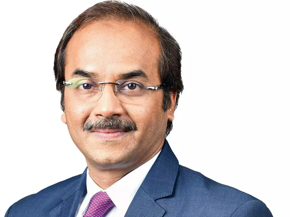 Early retirement: How financial planning helped this seasoned market veteran retire early at 55