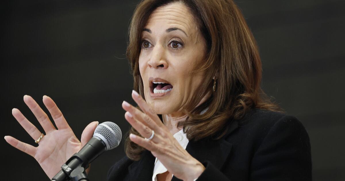 Commentary: By scrapping bid for California governor, Harris boosts White House prospects -- if she
