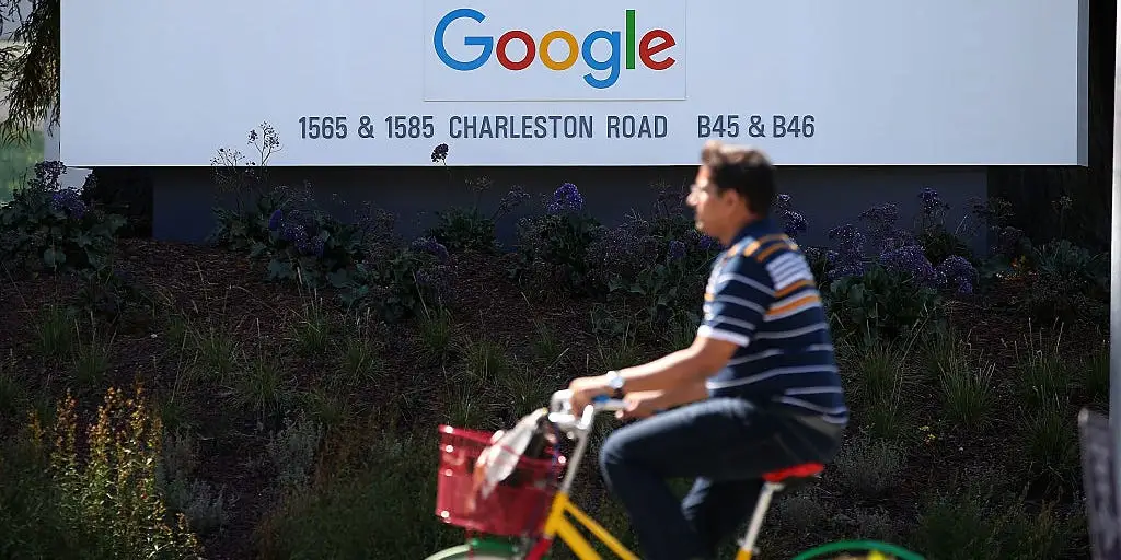 Want to land a tech internship? A Google engineer explains how networking 'intentionally' can help