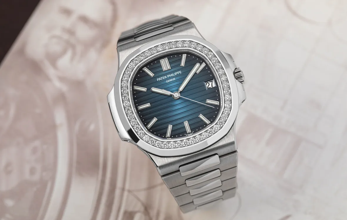 How To Travel With Luxury Watches, According To An Expert