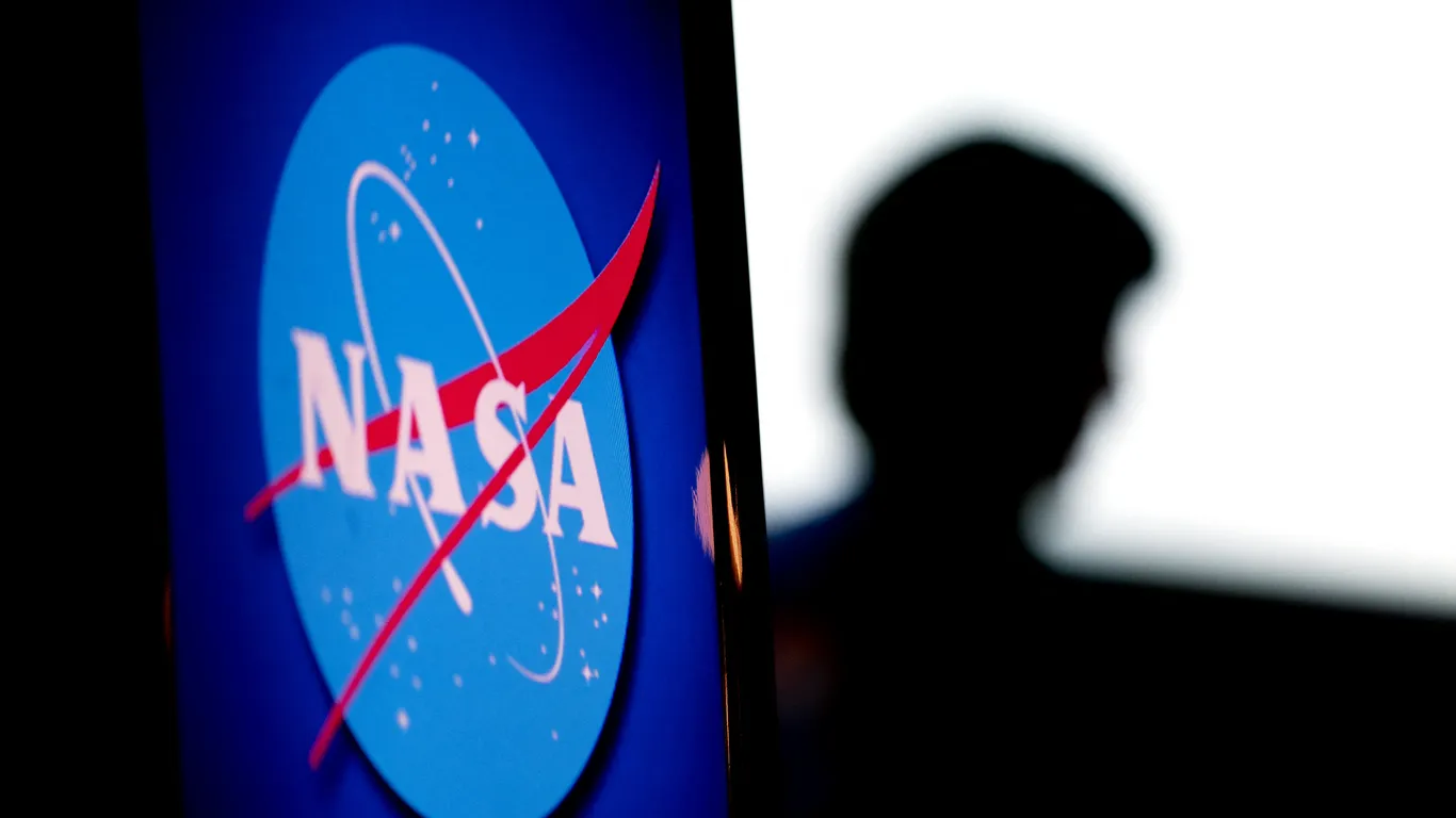 NASA cuts endanger safety, employees warn in open letter to Trump admin