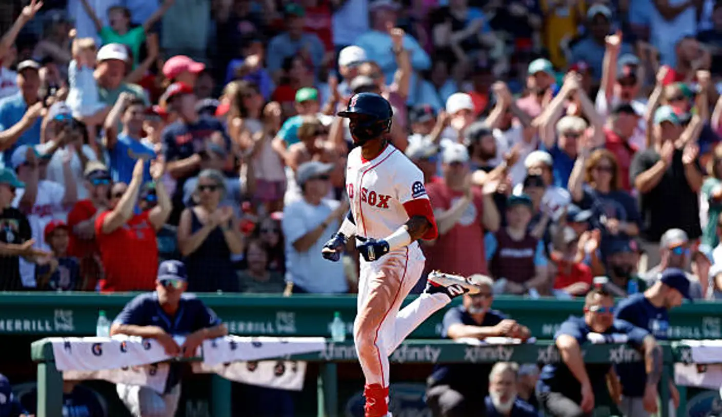 Phillies vs. Red Sox Prediction, Odds, Picks